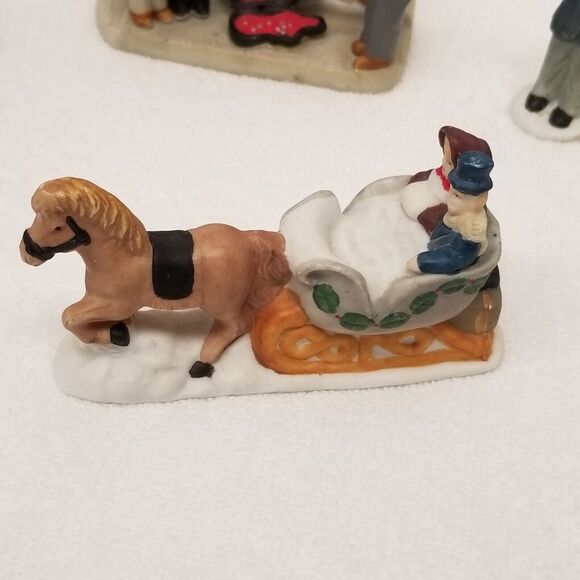 Christmas figurines the Lenox piece with the lamp has been repaired - Picture 8 of 12